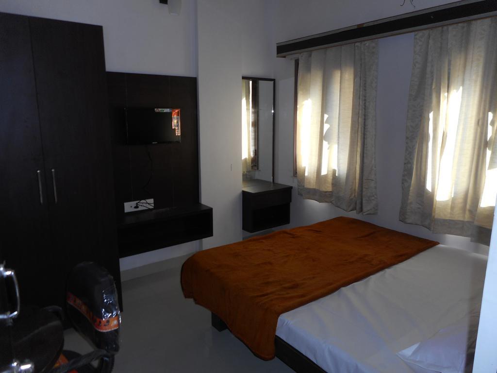 Mewar Avenue Guest House อุเดเปอร์ ห้อง รูปภาพ