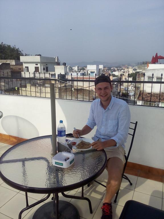 Mewar Avenue Guest House อุเดเปอร์ ภายนอก รูปภาพ